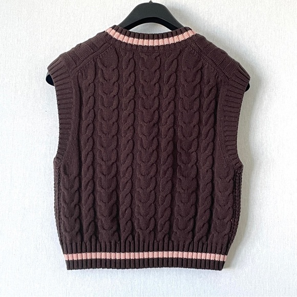 Aritzia Sunday Best Winston Sweater Vest - Picture 6 of 11